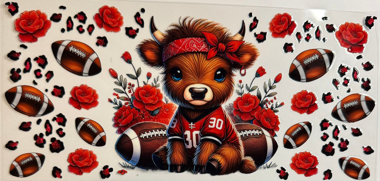 Vaca de las Highlands con margarita