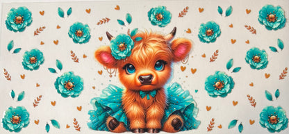 Vaca de las Highlands con margarita