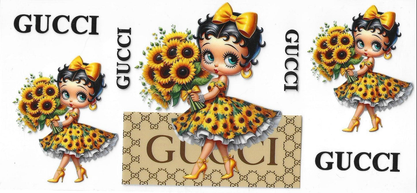 Designer (Chanel / Gucci / Coach)